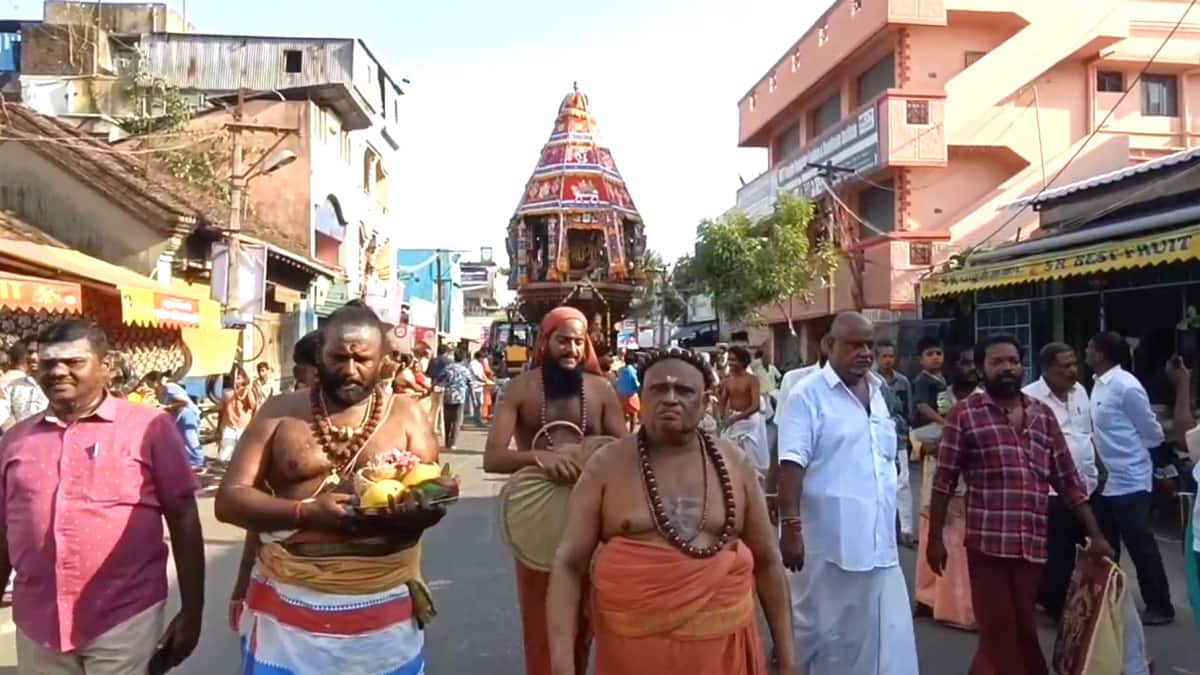 ஐயாரப்பர் கோயில் சித்திரை சப்தஸ்தான பெருவிழா திருத்தேரோட்டம் - பக்தர்கள் வடம்பிடிப்பு...!