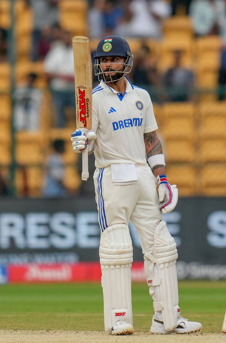 Virat kohli retirement test cricket faced criticism see his last 10 innings indian cricket team 22 कोहली भारत के लिए टेस्ट में सबसे ज्यादा शतक लगाने वाले चौथे खिलाड़ी हैं. वहीं टेस्ट क्रिकेट में भारत के लिए सबसे ज्यादा रन बनाने के मामले में भी वो चौथे नंबर पर हैं. कोहली भारत के लिए सबसे ज्यादा दोहरा शतक लगाने वाले खिलाड़ी हैं.