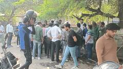 नोएडा में शख्स ने खुद को लगाई आग, इलाज के लिए दिल्ली रेफर, पुलिस कर रही कार्रवाई