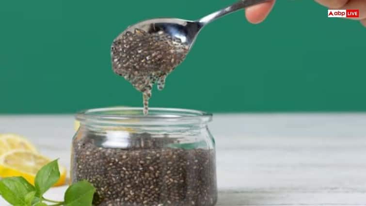 drink chia seeds water daily melts belly fat quickly पेट की चर्बी को तेजी से पिघलाए चिया सीड्स का पानी, पीते ही दिखने लगेगा फर्क