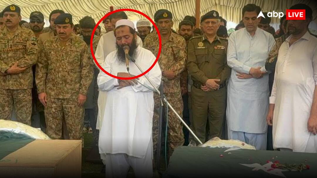 Pakistan Terrorist: पाकिस्तान की इंटरनेशनल बेइज्जती! जिसे कहा आम आदमी, वो निकला ग्लोबल टेररिस्ट Pakistan tried to portray globally banned terrorist Hafiz Abdul Rauf as an Normal citizen but statements by ISPR official exposed his identity Pakistan Terrorist: पाकिस्तान की इंटरनेशनल बेइज्जती! जिसे कहा आम आदमी, वो निकला ग्लोबल टेररिस्ट