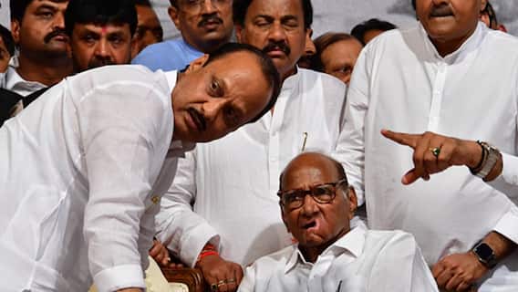 Ajit pawar : पक्षातील गळती थांबवण्यासाठीच पवारसाहेबांकडून एकत्रिकरणाबाबत ते वक्तव्य; आमदारांच्या बैठकीत अजित पवार काय म्हणाले?