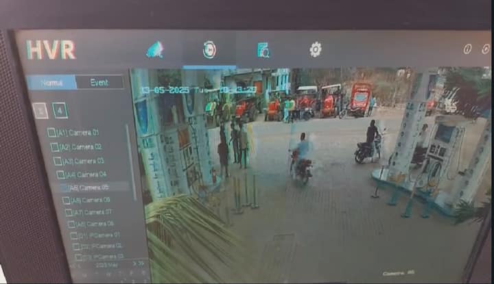 रांजणगाव फाटा परिसरातील ही घटना सीसीटीव्ही कॅमेऱ्यात कैद झाली असून त्याद्वारे आरोपींचा माग काढण्यात येत आहे. या घटनेमुळे परिसरात भीतीचं वातावरण निर्माण झालं आहे. पोलीस अधिक तपास करत आहेत.