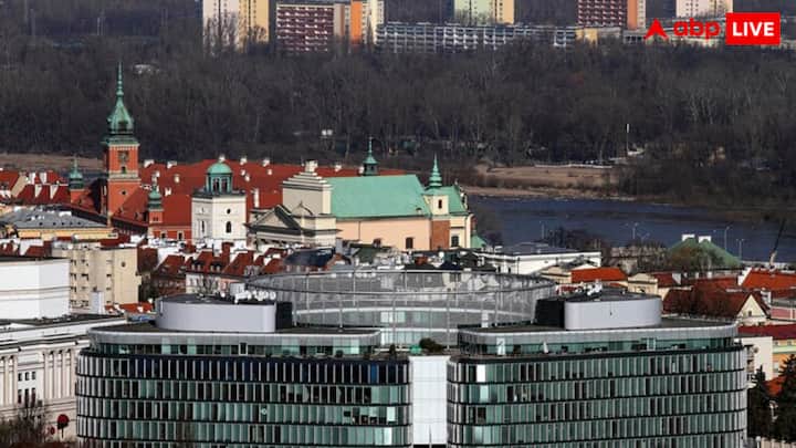 इसके अलावा कर्मचारियों के स्ट्रेस और तनाव को दूर करने के लिए उन्हें मसाज और स्पा के खर्चों के लिए अलग से पैसा दिया जाता है. इसके लिए सालाना कंपनी की ओर से 30000 से 40000 रुपये कंपनी की ओर से दिए जाते हैं.