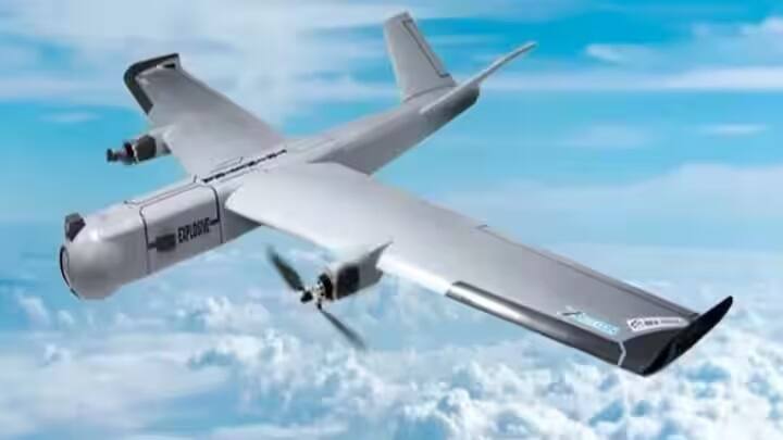 આ મોટે ભાગે આત્મઘાતી ડ્રોન છે, જે એક જ વાર ઉપયોગમાં લેવાતા શસ્ત્રો છે જે તેમના લક્ષ્યો પર ઉડે છે અને તેમના પર હુમલો કરે છે.