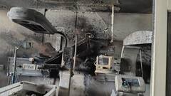 आगरा के पुष्पाजंलि अस्पताल में भीषण आग, NICU में भरा धुआं, 9 बच्चों को सुरक्षित निकाला गया