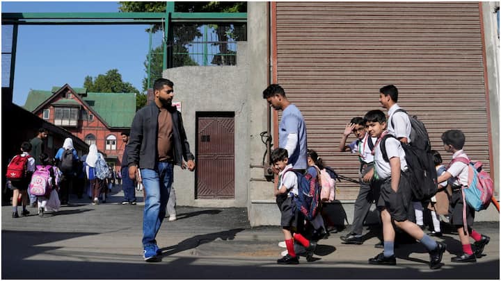 The conflict started in late april with the deadlu terrorist attacks in the Pahalgam district of Kashmir which led to 28 civillian deaths.