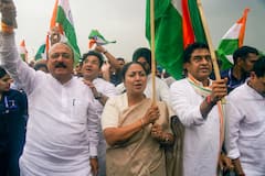 In Pics: दिल्ली में बीजेपी की तिरंगा यात्रा, AAP पर करारा हमला, ऑपरेशन सिंदूर की सुनी गई गूंज