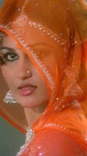 एक्टर से मिला धोखा पाकिस्तानी क्रिकेटर संग शादी कर चुकाई भारी कीमत