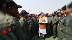 અચાનક આદમુપર એરબેઝ કેમ પહોંચ્યાં PM મોદી, પાકિસ્તાનને એક સંદેશ આપવાનો હતો ઉદેશ?