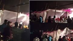 Thane News: जेवण अर्धवट, लाईटही गेली, मंडपाचे बांबू आलेल्यांनी हातांनी पकडले, पावसामुळे वऱ्हाड्यांची दमछाक; पाहा फोटो