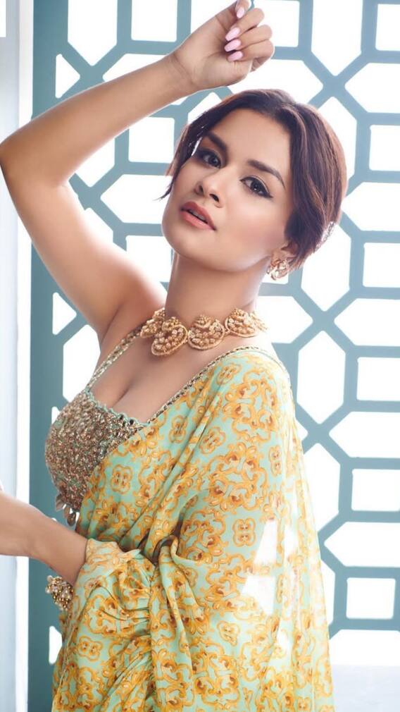 अवनीत कौर की साड़ी में 10 हसीन तस्वीरें