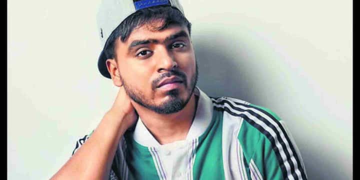 उनकी सालाना कमाई 61.4 लाख से 98.2 करोड़ रुपये के बीच अनुमानित है. इसके अलावा, एक्टिंग और ब्रांड एंडोर्समेंट से भी उनकी आय में इजाफा होता है. उनकी कुल संपत्ति लगभग 80 करोड़ रुपये आंकी गई है, जो उन्हें भारत के सबसे अमीर यूट्यूबर्स में से एक बनाती है.