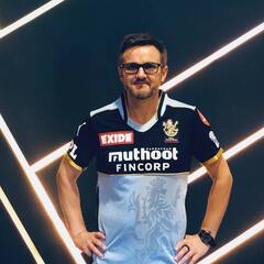 RCB के दिग्गज को पाकिस्तान ने बनाया हेड कोच, इतने समय के लिए मिली जिम्मेदारी