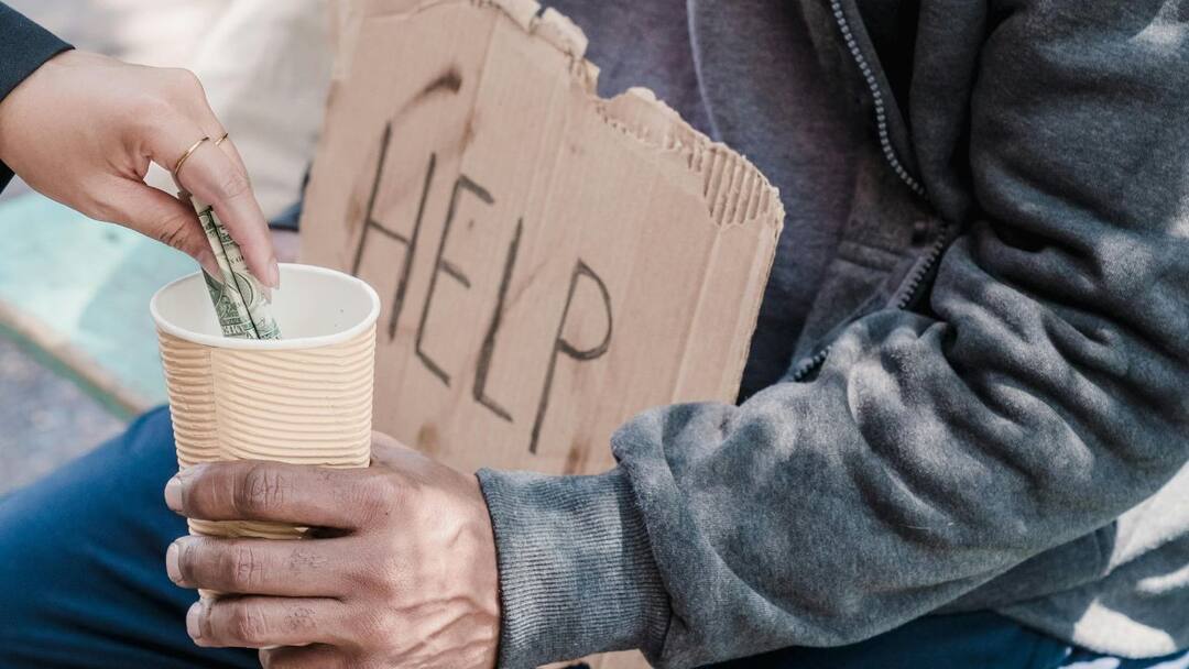 Pakistan News reports says deportation of over 5K beggars from abroad since 2024 source ANI Pakistan News: ৫ হাজারেরও বেশি পাকিস্তানি ভিক্ষুককে ফেরাল বিশ্বের বিভিন্ন দেশ, ২০২৪ থেকে চলছে এই ট্রেন্ড