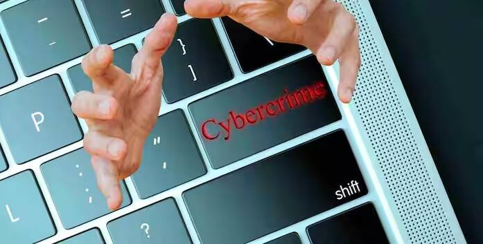 ગૂગલે આ છેતરપિંડીની પુષ્ટી કરી છે અને કહ્યું છે કે તેણે સુરક્ષા સ્તરને વધુ મજબૂત બનાવ્યું છે. કંપનીએ બધા યુઝર્સને ટુ-ફેક્ટર ઓથેન્ટિકેશન (2FA) અને પાસકીનો ઉપયોગ કરવાની ભારપૂર્વક સલાહ આપી છે.