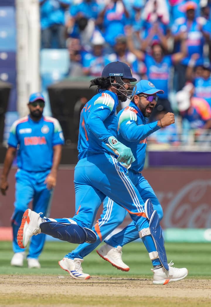 भारत में या कहीं और, लोग इंडियन बोर्ड को बीसीसीआई के नाम से ही जानते हैं. बहुत कम लोग इसका फुल फॉर्म जानते हैं. बता दें कि बीसीसीआई को हिंदी में भारतीय क्रिकेट कंट्रोल बोर्ड कहते हैं. वहीं BCCI का फुल फॉर्म “बोर्ड ऑफ कंट्रोल फॉर क्रिकेट इन इंडिया” है.