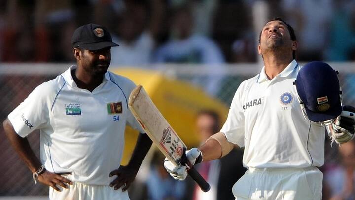 सचिन तेंदुलकर ने भारत के लिए 200 टेस्ट मैच खेले हैं. उन्होंने 53.78 की औसत से 15921 रन बनाए हैं. इस दौरान सचिन ने 68 अर्धशतक और 51 शतक लगाए हैं. सचिन ने टेस्ट में 6 दोहरे शतक जड़े हैं.