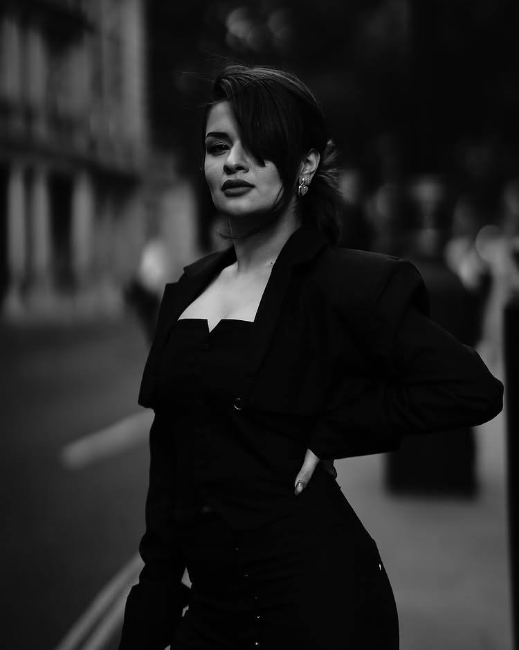 Avneet Kaur's Sleek All-Black Look At Mission Impossible London Premiere