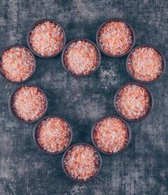 ਖਾਂਸੀ-ਜੁਕਾਮ ਤੋਂ ਲੈ ਕੇ ਜੋੜਾਂ ਦਾ ਦਰਦ ਦੂਰ ਕਰਦਾ ਕਾਲਾ ਨਮਕ, ਜਾਣੋ ਹੋਰ ਫਾਇਦੇ