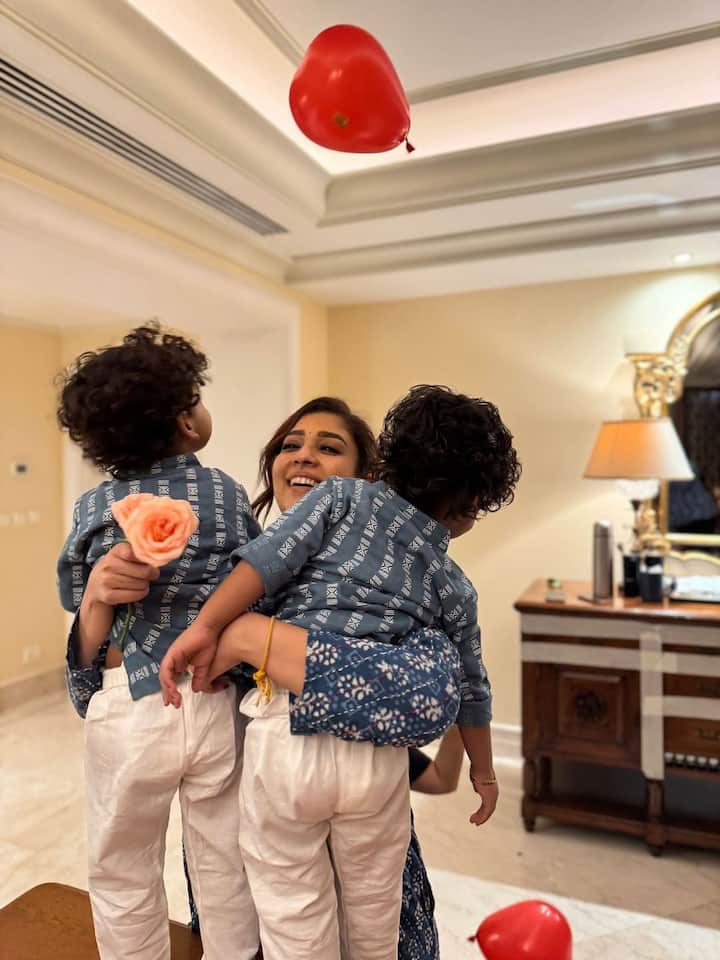 தமிழ் சினிமாவில் முன்னணி நடிகைகளில் ஒருவராகவும், கோடிகளில் சம்பளம் வாங்கும் நடிகைகளில் ஒருவராகவும் இருக்கிறார் நயன்தாரா.