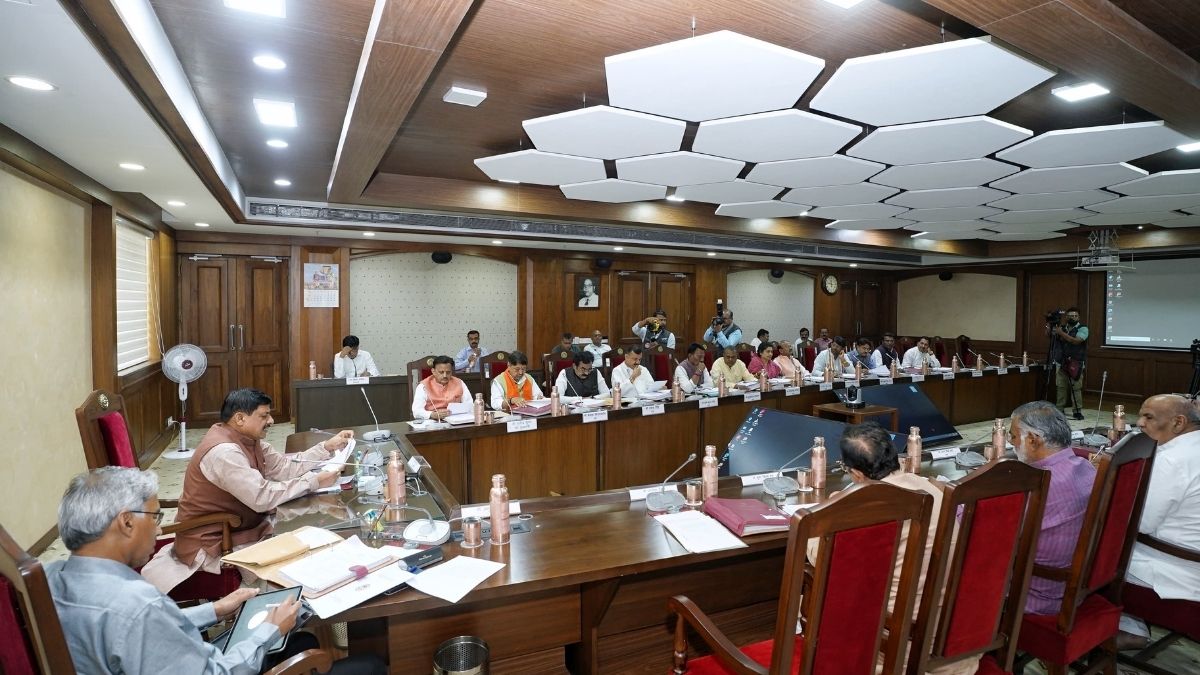 CM मोहन यादव कैबिनेट की बैठक, राष्ट्रीय सुरक्षा से लेकर सांस्कृतिक विरासत तक कई अहम निर्णय