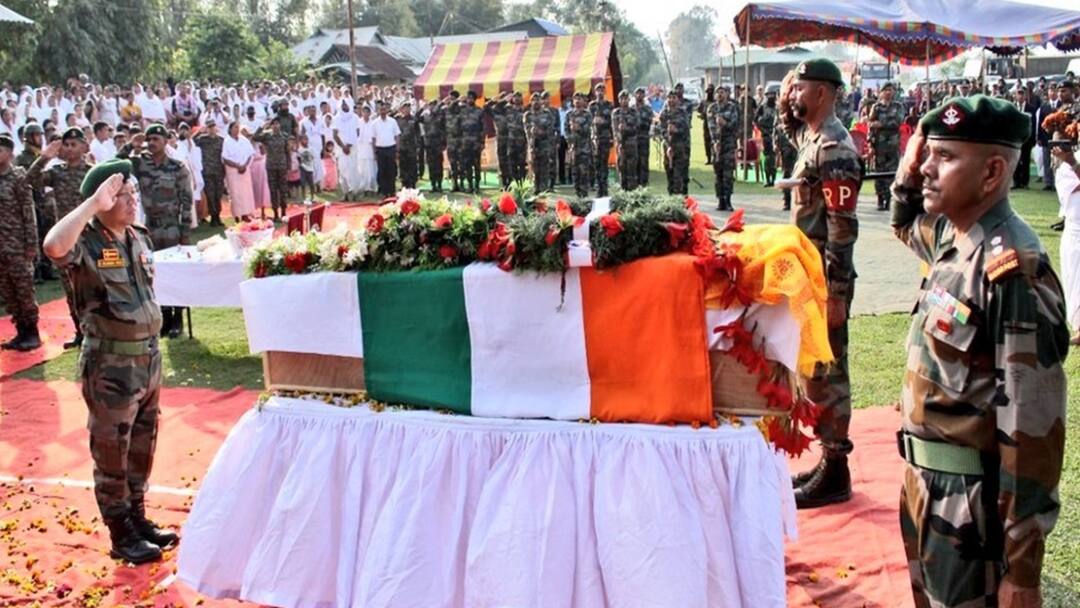 உடலும் உயிரும் நாட்டுக்கே.. இந்தியாவிற்காக வீரமரணம் அடைந்த இந்திய வீரர்கள் இத்தனை ஆயிரமா?