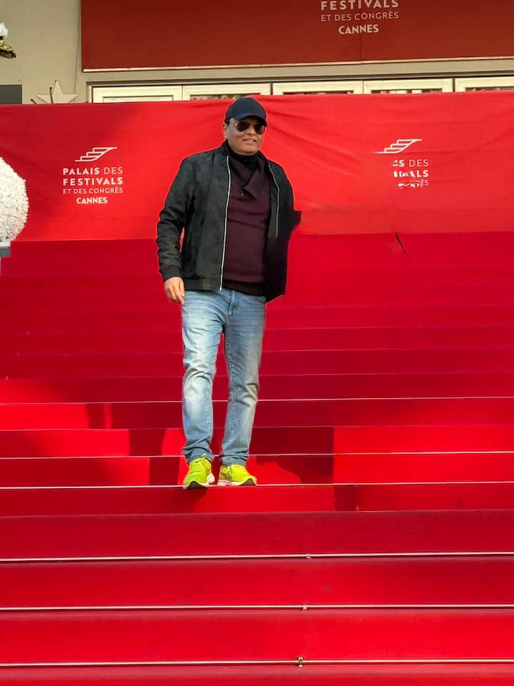 The red carpet laying in the Cannes is 60 meters in length. Which has 24 stairs and all celebs have to walk on them. This red carpet is replaced three times a day, so that the photos come very clean and beautiful.