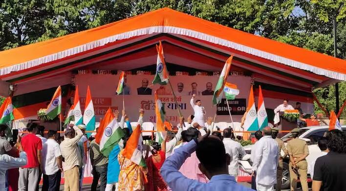 જ્યારે રાષ્ટ્રની ભાવના 140 કરોડ ભારતીયોની પ્રાથમિકતા બનશે, ત્યારે દરેક ભારતીય પોતાના ક્ષેત્રમાં પોતાની ફરજો નિભાવવામાં વ્યસ્ત થઈ જશે, ત્યારે વિશ્વની કોઈ શક્તિ ભારત સામે ટકી શકશે નહીં. પીએમ મોદીનો આભાર વ્યક્ત કરતા મુખ્યમંત્રીએ કહ્યું કે તેમણે આખા દેશને એક રાખ્યો અને પંજાબના આદમપુર જઈને બહાદુર સૈનિકોનું મનોબળ વધાર્યું.