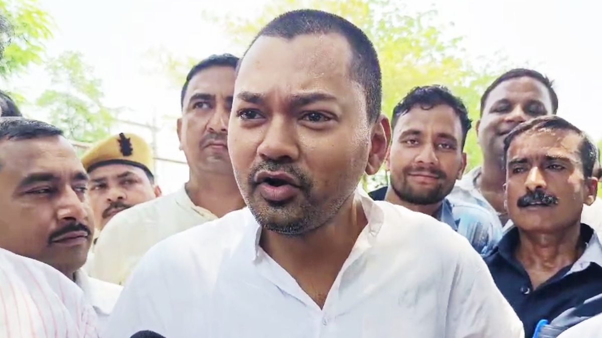 Bihar Politics: …तो निशांत कुमार को राजनीति में एक्टिव माना जाए? गांव पहुंचते ही मिल गया बड़ा संकेत!
