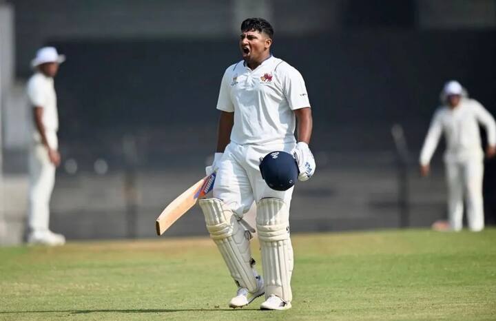 विराट कोहलीच्या जागी चौथ्या क्रमांकावर सरफराज खान हा एक चांगला पर्याय असू शकतो. अशा परिस्थितीत, भारतीय निवड समिती इंग्लंड मालिकेसाठी युवा फलंदाजाचा संघात समावेश करू शकते.