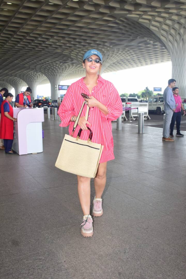 Chunky, pastel-coloured sneakers tie everything together, bringing in a hint of athleisure. (All Images: Manav Manglani)