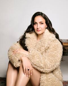 Elli Avrram PHOTO: લેટેસ્ટ ફોટોશૂટમાં એલી અવરામે પાર કરી બોલ્ડનેસની તમામ હદો