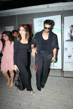 Kriti-Pulkit Photos: ब्लैक आउटफिट में ट्विनिंग करके निकले कृति खरबंदा और पुलकित सम्राट, पत्नी के लिए बन गए पैपराजी