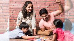 Parents-Children Relationship: মা-বাবা সন্তানদের মধ্যে ভেদাভেদ করেন, সারাজীবন রয়ে যায় সেই দাগ, বলছে গবেষণা