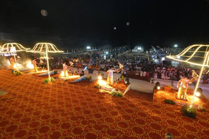 తెలంగాణ ప్రభుత్వం ఎలాంటి లోటు లేకుండా ఏర్పాట్లు చేస్తోందని అన్నారు.