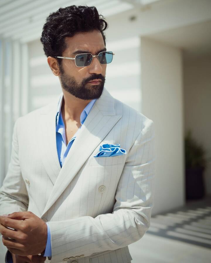 Apart from films, Vicky Endorsement and Advertisement is also the source of Vicky's earnings. According to reports, actor pays a fee of Rs 2-3 crore for this.