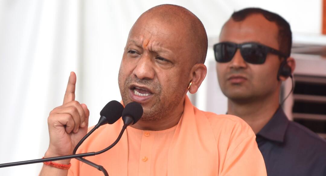 'अब सिर्फ काम चलेगा कोताही नहीं', जल जीवन मिशन में लापरवाही पर CM योगी की अधिकारियों को दो टूक CM Yogi Adityanath Said Now only work no laxity to officers on negligence in Jal Jeevan Mission ANN 'अब सिर्फ काम चलेगा कोताही नहीं', जल जीवन मिशन में लापरवाही पर CM योगी की अधिकारियों को दो टूक