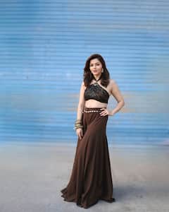 PHOTO: रूबीना दिलैकचा इंटरनेटवर धुमाकूळ; नव्या लूकमध्ये दिसतेय खास!