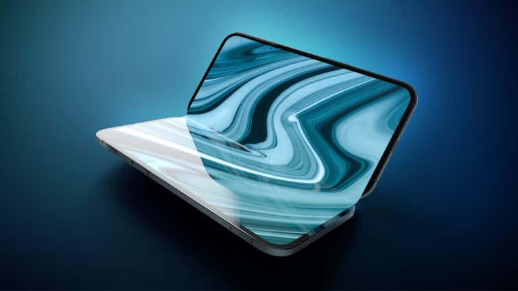 <div>iPhone 19, iPhone 20 Leaks: Apple's First Flip Phone In 2027, Bezel-less Device In 2028? Here's What We Know So Far</div> <div>iPhone 19, iPhone 20 Leaks: Apple's First Flip Phone In 2027, Bezel-less Device In 2028? Here's What We Know So Far</div>