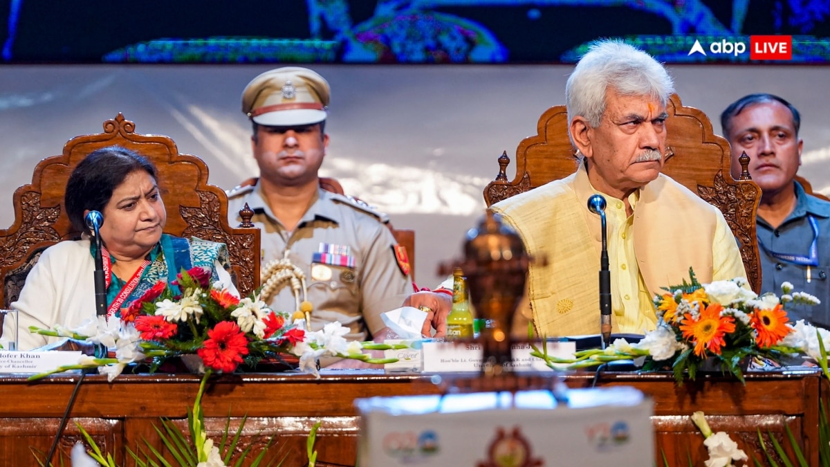 कश्मीर यूनिवर्सिटी की VC प्रो निलोफर खान को लेकर बड़ी खबर, LG ने लिया ये फैसला
