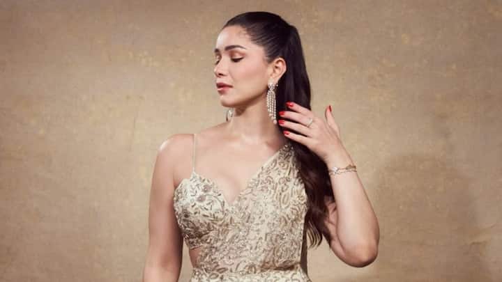 Sara Tendulkar in Australia : सारा तेंदुलकर ऑस्ट्रेलिया में अपना वेकेशन इंजॉय कर रही हैं. सारा ने इंस्टाग्राम एकाउंट पर इसकी पिक्चर्स शेयर भी कीं और अपने प्यार को लेकर खुलासा भी किया.