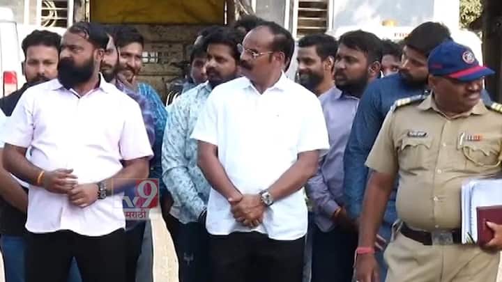 गपचूप केलेल्या मटन पार्टीची माहिती पुणे पोलीस आयुक्तांना मिळाली. पुणे पोलीस आयुक्त अमितेश कुमार यांनी थेट चार पोलीस कर्मचारी आणि अधिकाऱ्यांचं निलंबन केले. त्यानंतर, आता गजा मारणेवर आणखी एक मोठी कारवाई करण्यात आलीय.