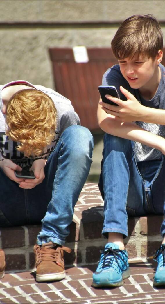 बच्चों की एक्टिविटी पर कैसे रख सकते हैं नजर?