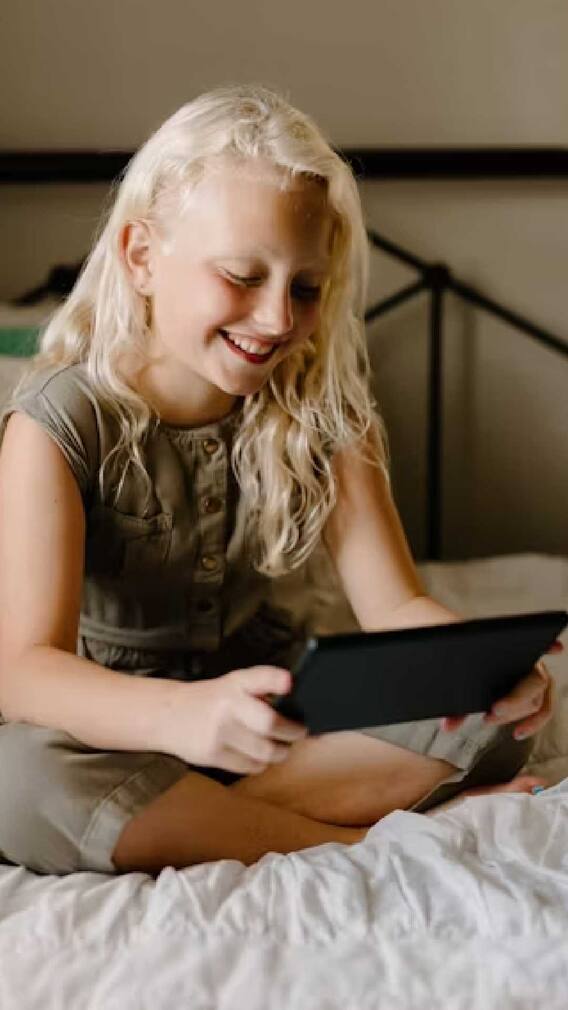 पालकांनी मुलांकडे लक्ष द्यावं अशा '3' डिजिटल गोष्टी!