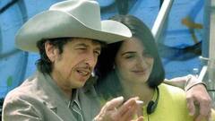 Bob Dylan Performs ‘Mr. Tambourine Man’ Live After 15 Years At Willie Nelson’s Outlaw Music Festival