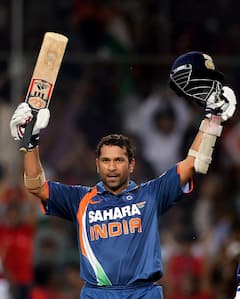 सिर्फ मुंबई के वानखेड़े में ही नहीं, UAE के शारजाह स्टेडियम में भी है इस भारतीय खिलाड़ी के नाम पर स्टैंड