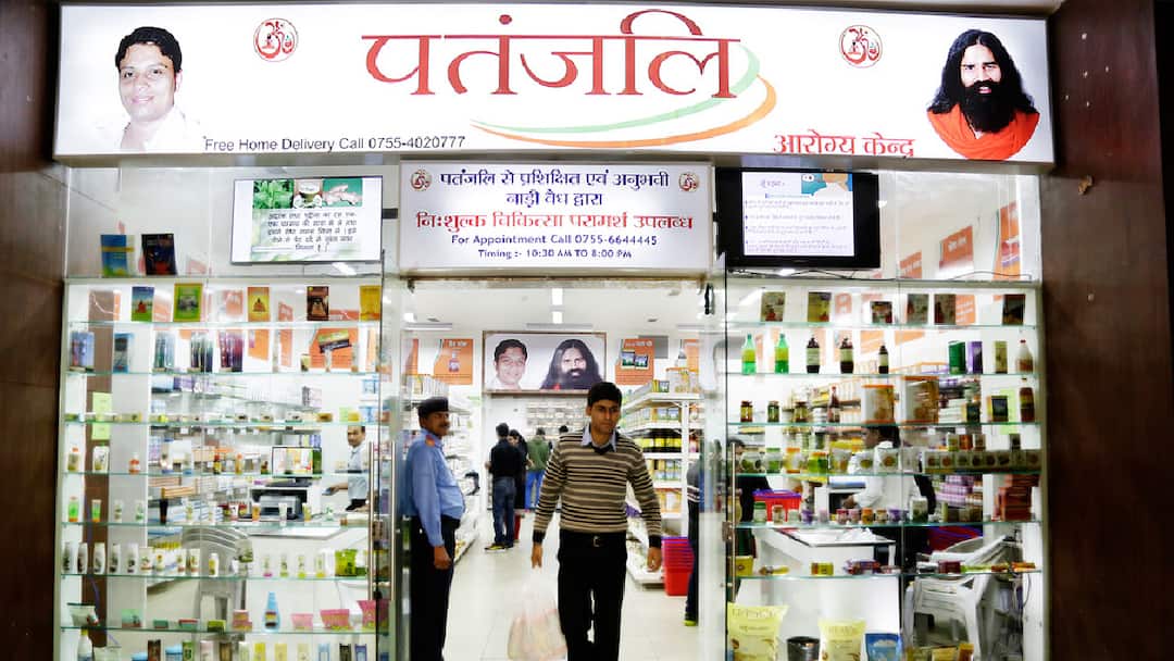 Patanjali Foods Reports Record High Quarterly and Annual Revenue Sets New Benchmark Business Growth मोठ्या शहरांपेक्षा गावागावात पतंजलीचा एकच डंका, मागणी प्रचंड वाढली, पतंजलीच्या कमाईची बड्या कंपन्यांनाही टक्कर