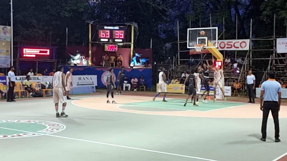 பெரியகுளத்தில் வெறித்தனமா நடக்கும் பேஸ்கட்பால் மேட்ச்..யார் ஜெய்ச்சா? முழு விபரம் இதோ