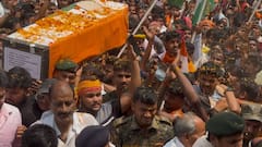पंचतत्व में विलीन हुए कारगिल में शहीद मनीष कुमार, नवादा में नम आखों से दी गई विदाई, दो माह पहले हुई थी शादी